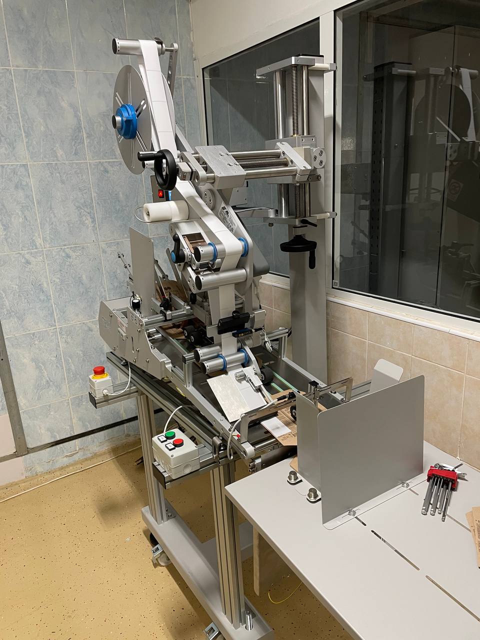 Необычный проект с СОАО "Коммунарка" — печать и нанесение этикетки на упаковку до фасовки продукта