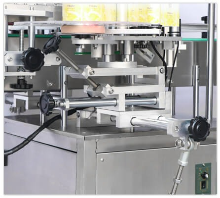 ZS-TB300V_Automatic_Double_Side_Bottle_Labeling_Machine_20.jpeg
